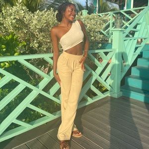 Meet your Posher, Christiana